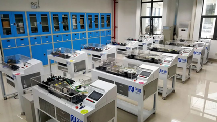 深技師激光專業 就業前景廣闊，央視聚焦光電技術研發